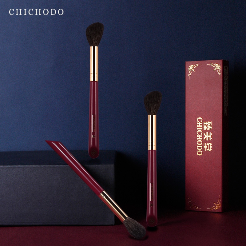 No enviar - Lujosa serie Red R - Luxury Skincare And Makeup Brands reseña y precio